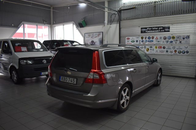 Volvo V70 2010 – bild 3