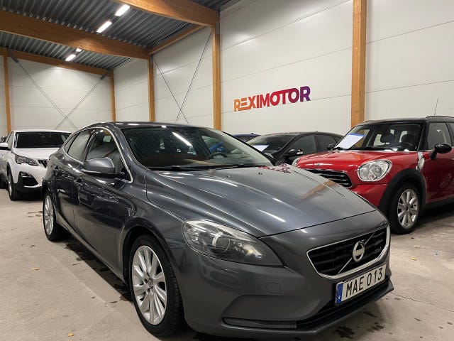 Volvo V40 2014