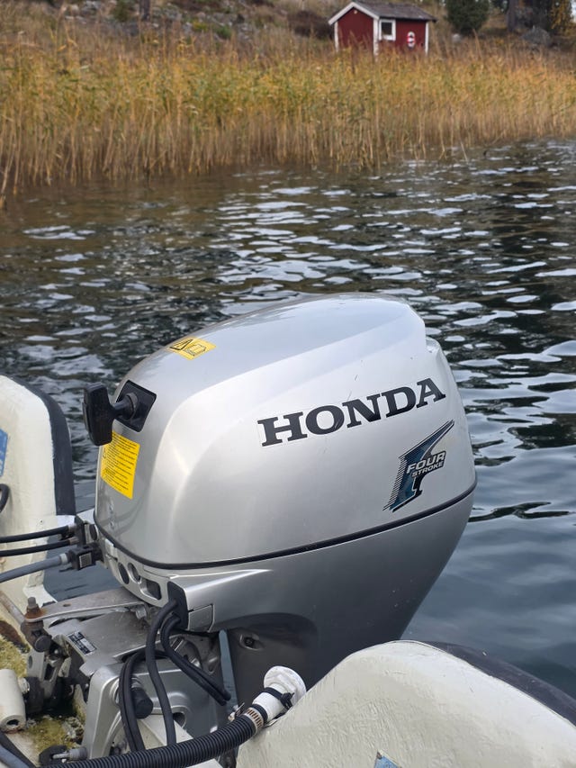 Örnvik 470 honda 15hk 2008