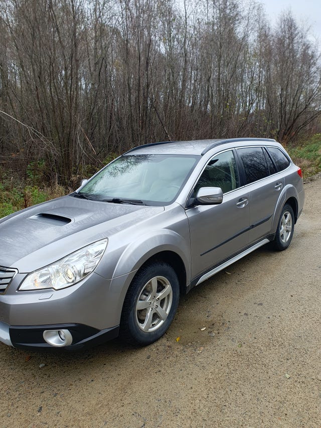 Subaru Outback 2010