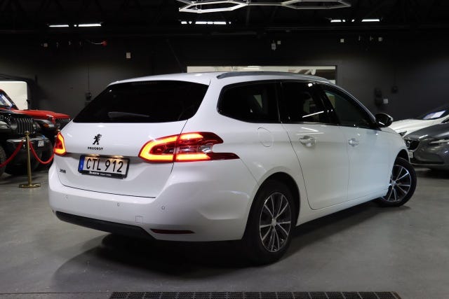 Peugeot 308 SW 2015 – bild 4