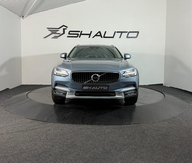 Volvo V90 Cross Country 2018 – bild 2