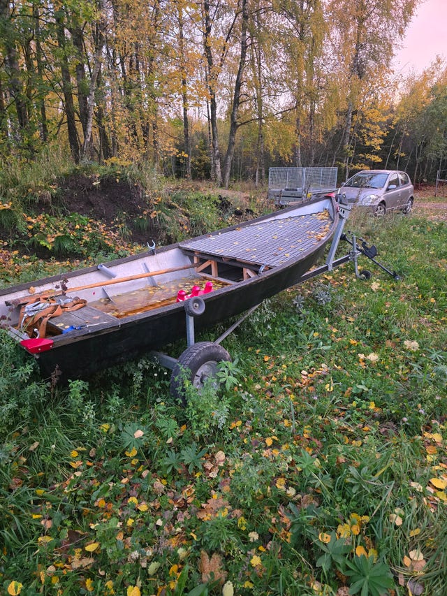 Aluminium roddbåt