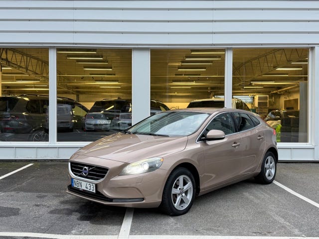 Volvo V40 2013