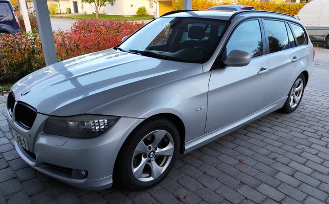 BMW 320d 2011