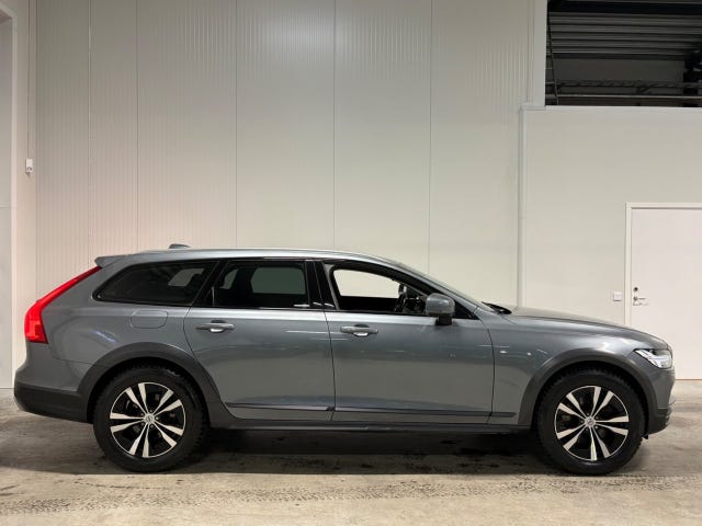 Volvo V90 Cross Country 2019 – bild 2