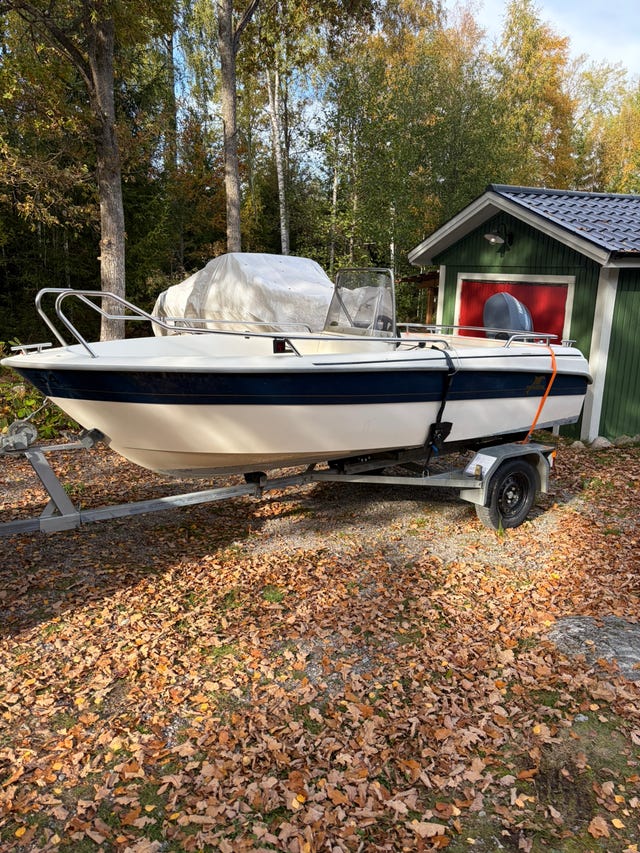 Yamarin 4300 – Yamaha 25 hk – 80-trailer