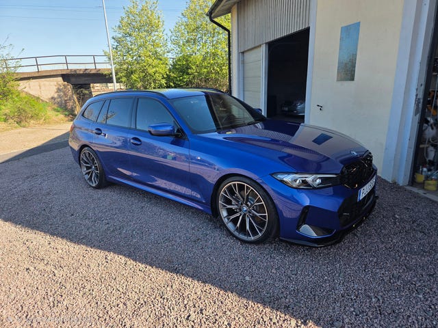 BMW 330e 2024