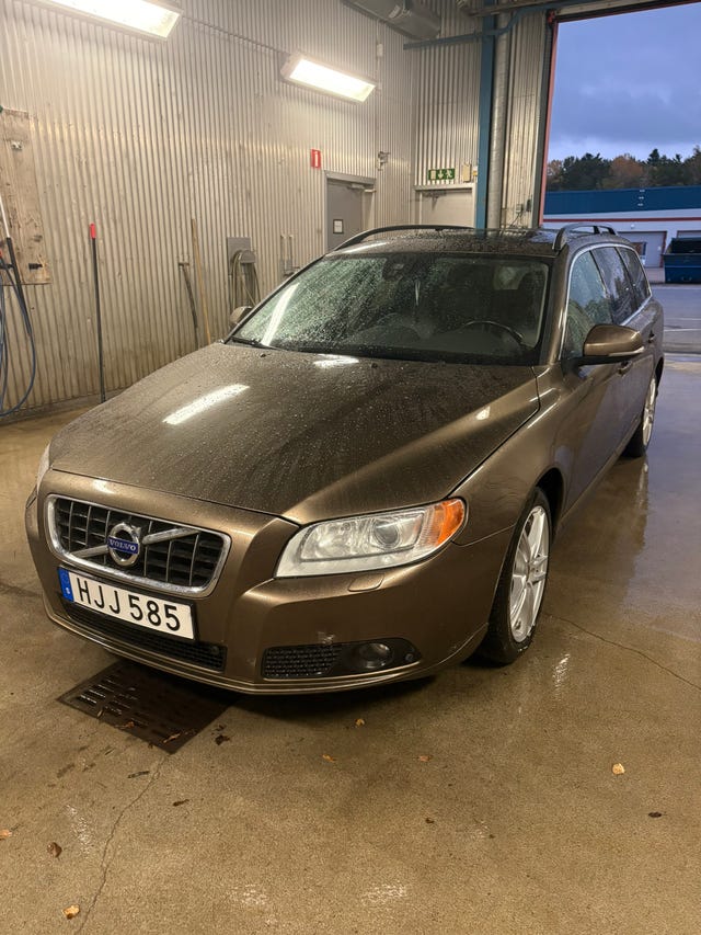 Volvo V70 2013