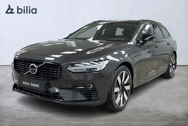 Volvo V90 2025