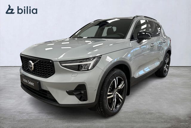 Volvo XC40 2025