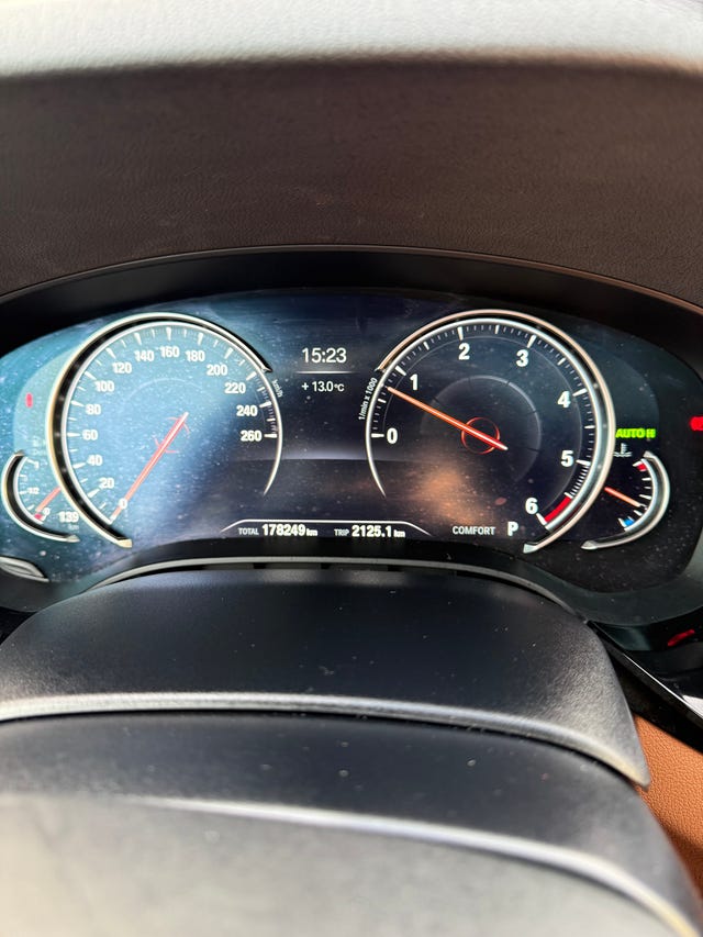 BMW 530d 2018 – bild 2