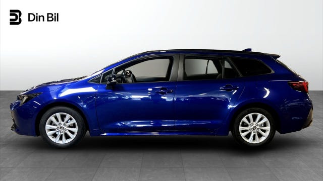 Toyota Corolla 2025 – bild 2