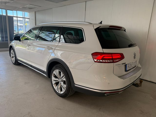 Volkswagen Passat Alltrack 2018 – bild 3