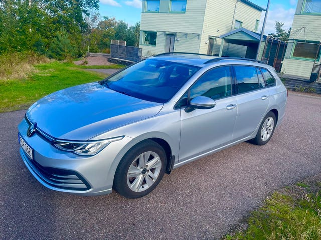 Volkswagen Golf VIII 2021