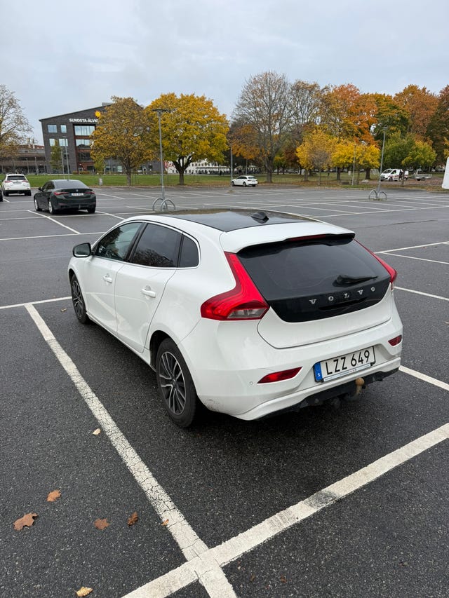 Volvo V40 2013 – bild 2