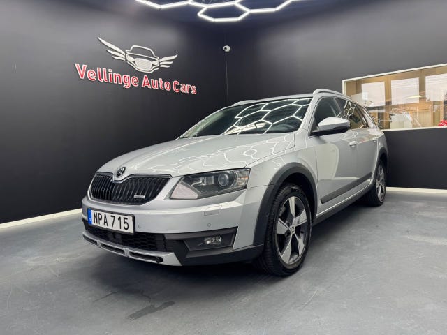 Skoda Octavia Scout 2015