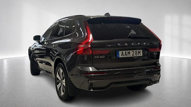 Volvo XC60 2025 – bild 2