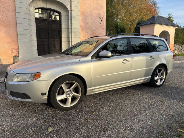 Volvo V70 2012