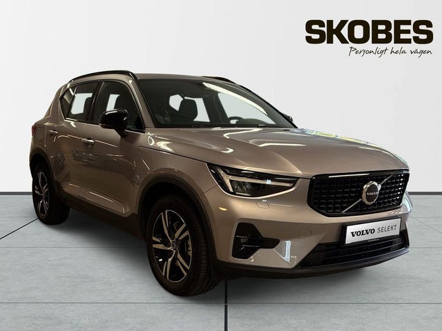 Volvo XC40 2026
