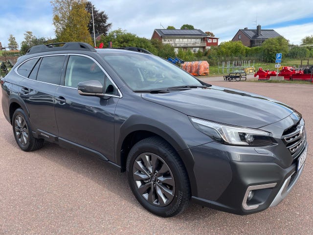 Subaru Outback 2025