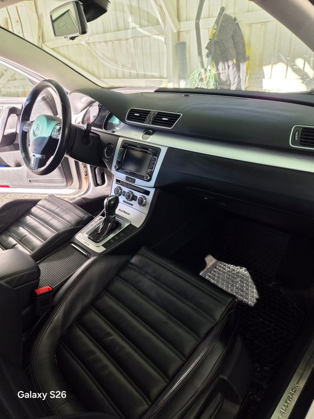 Volkswagen Passat Alltrack 2013 – bild 2
