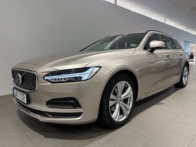 Volvo V90 2024