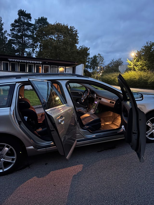 Volvo V70 2011 – bild 4