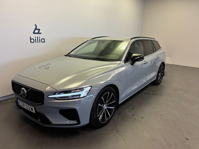 Volvo V60 2025