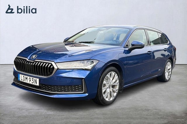 Skoda Superb 2025