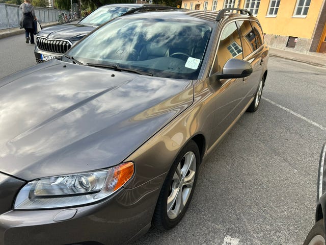 Volvo V70 2011 – bild 3