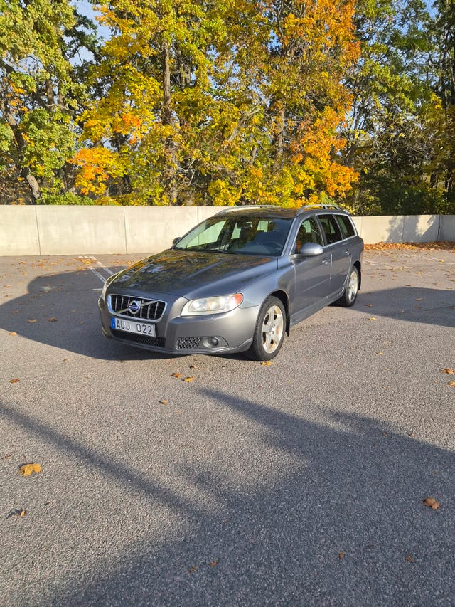 Volvo V70 2010