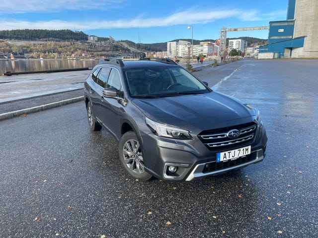 Subaru Outback 2025