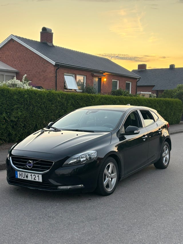 Volvo V40 2016