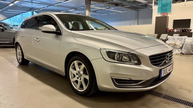 Volvo V60 2015 – bild 2
