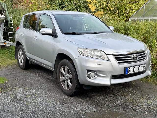 Toyota RAV4 2010