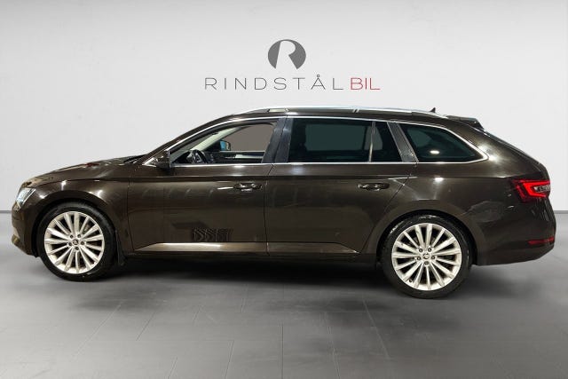Skoda Superb 2017 – bild 4
