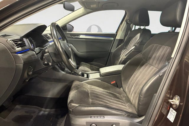 Skoda Superb 2017 – bild 3