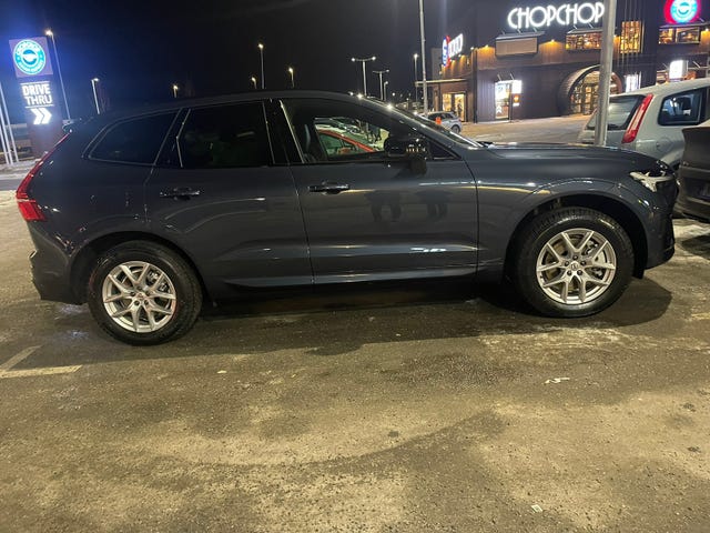 Volvo XC60 2025 – bild 2