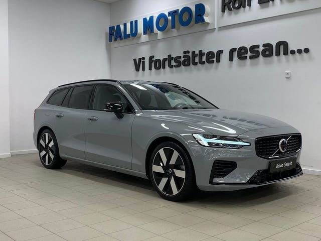Volvo V60 2024