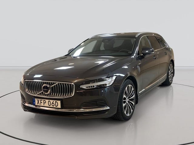 Volvo V90 2025
