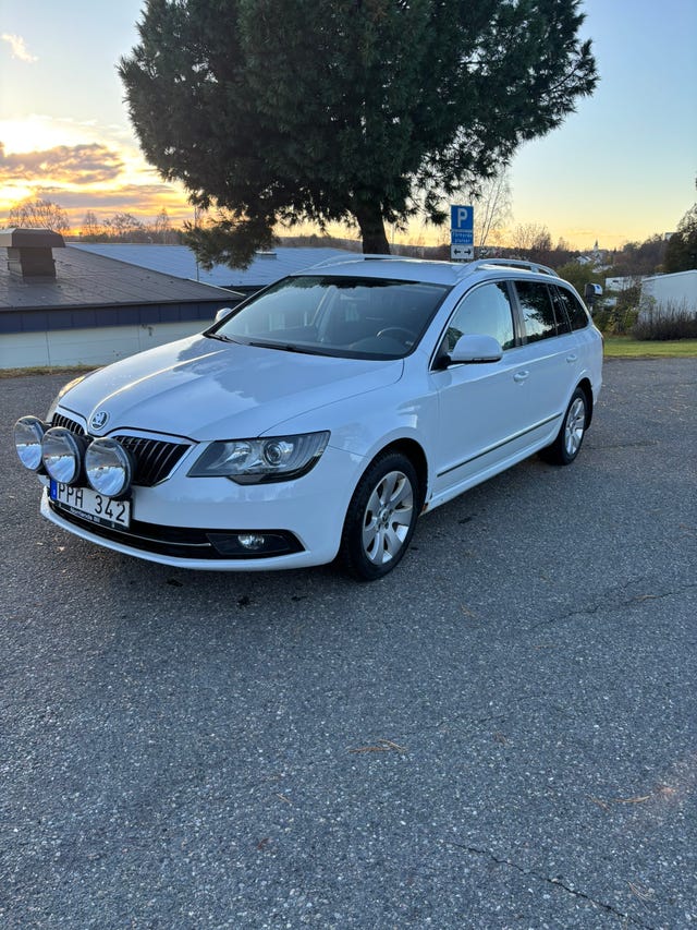 Skoda Superb 2014