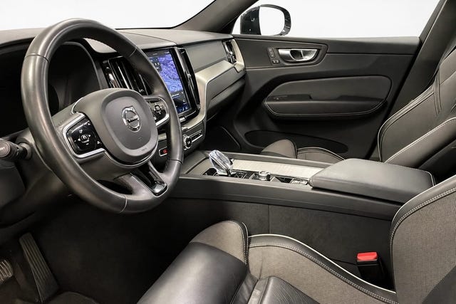 Volvo XC60 2023 – bild 4