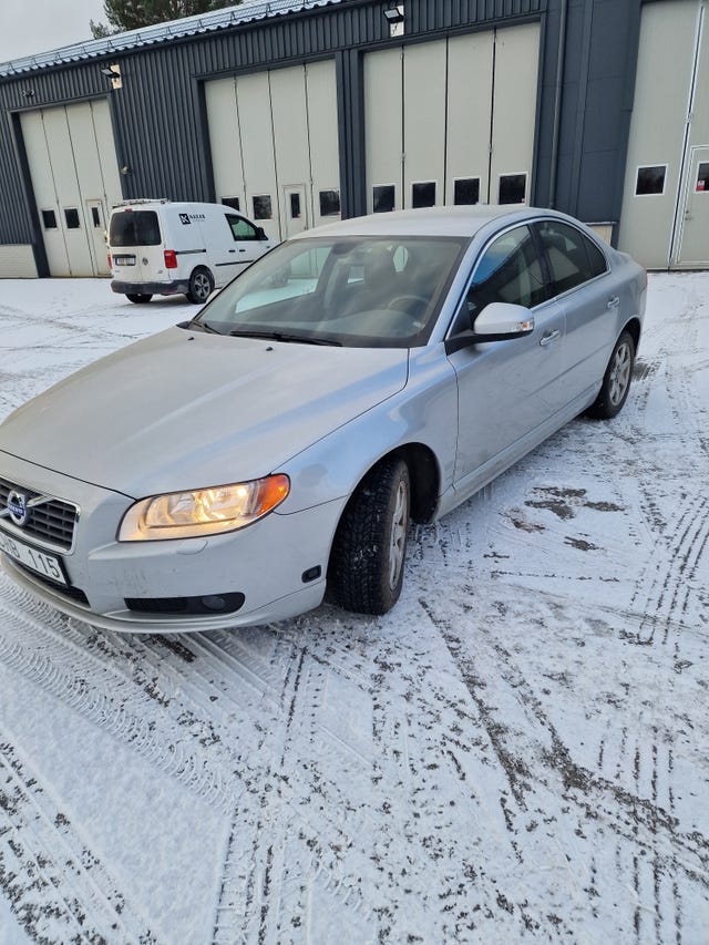 Volvo S80 2011