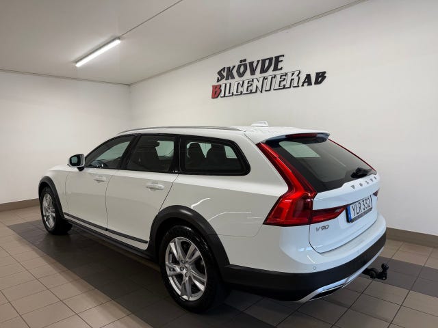 Volvo V90 Cross Country 2019 – bild 3