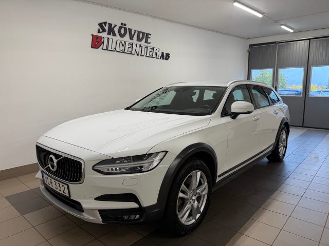 Volvo V90 Cross Country 2019 – bild 2