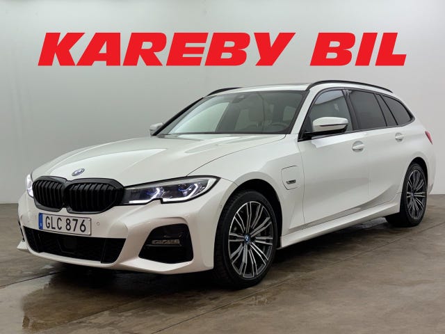 BMW 330e 2022