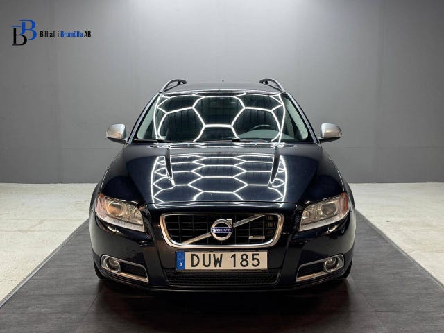 Volvo V70 2011
