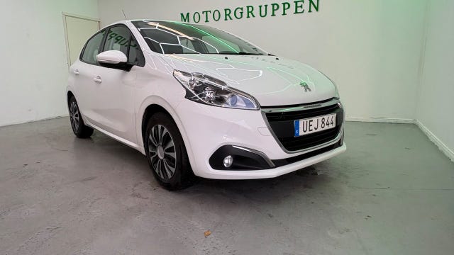 Peugeot 208 2016