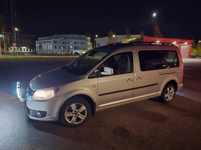 Volkswagen Caddy Maxi 2013